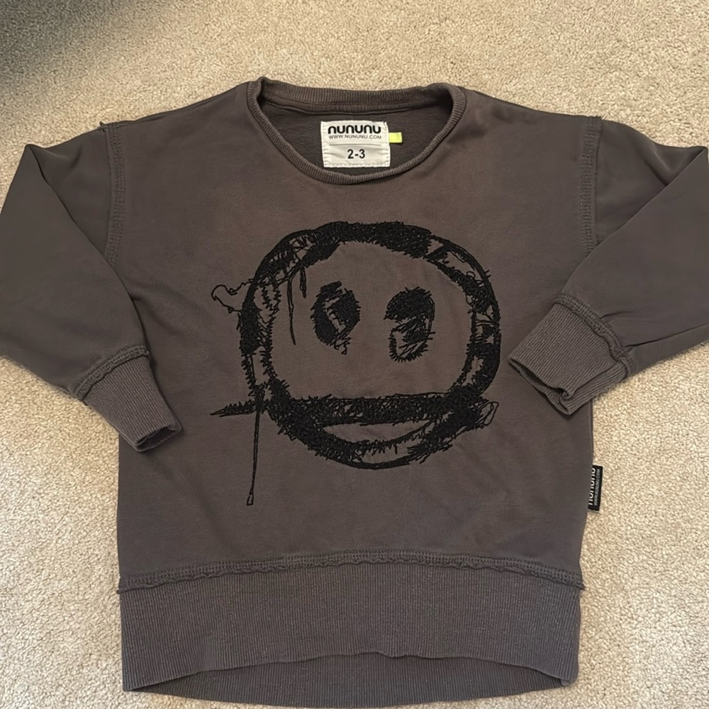 NUNUNU Smile Sweatshirt